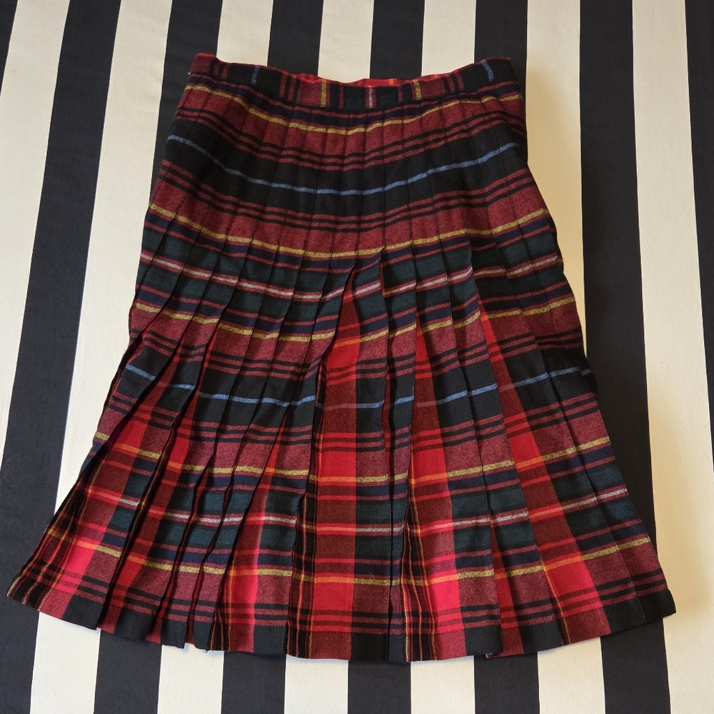 Reversible 100% Pure Virgin Wool Pleated Skirt